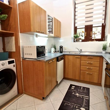 New Design & Style Apartment Old Town Xxl Praag Buitenkant foto