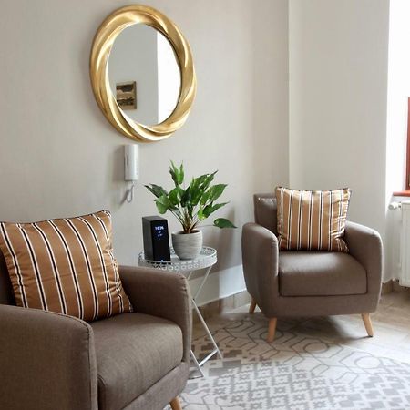 New Design & Style Apartment Old Town Xxl Praag Buitenkant foto