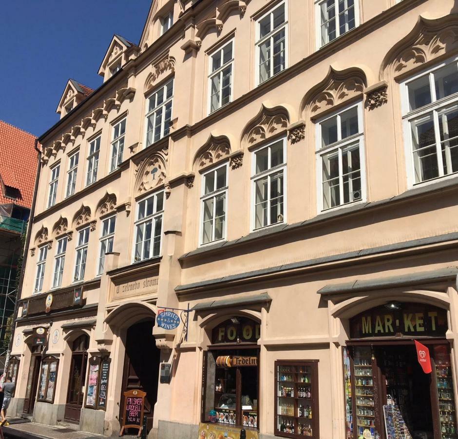New Design & Style Apartment Old Town Xxl Praag Buitenkant foto