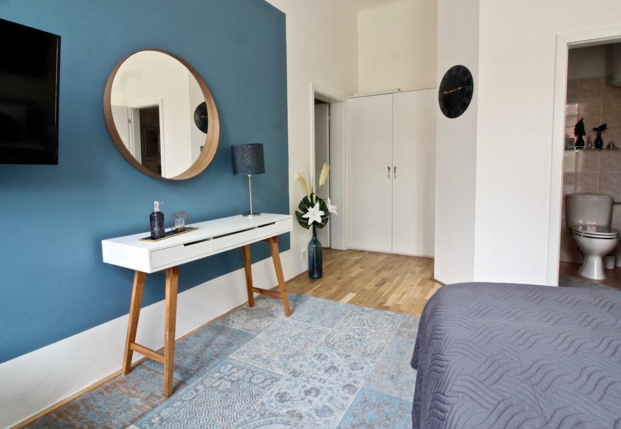 New Design & Style Apartment Old Town Xxl Praag Buitenkant foto