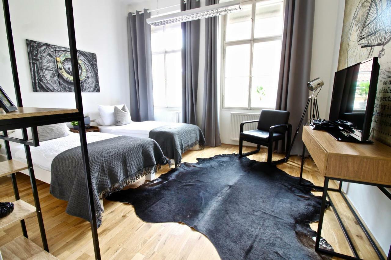 New Design & Style Apartment Old Town Xxl Praag Buitenkant foto