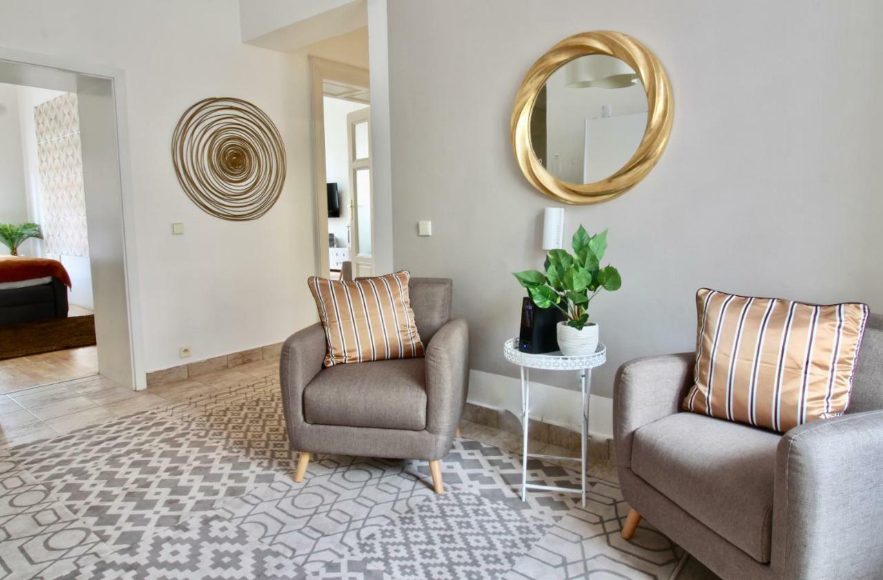 New Design & Style Apartment Old Town Xxl Praag Buitenkant foto